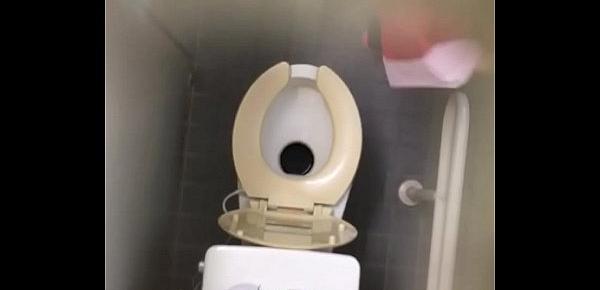  Japanese toilet